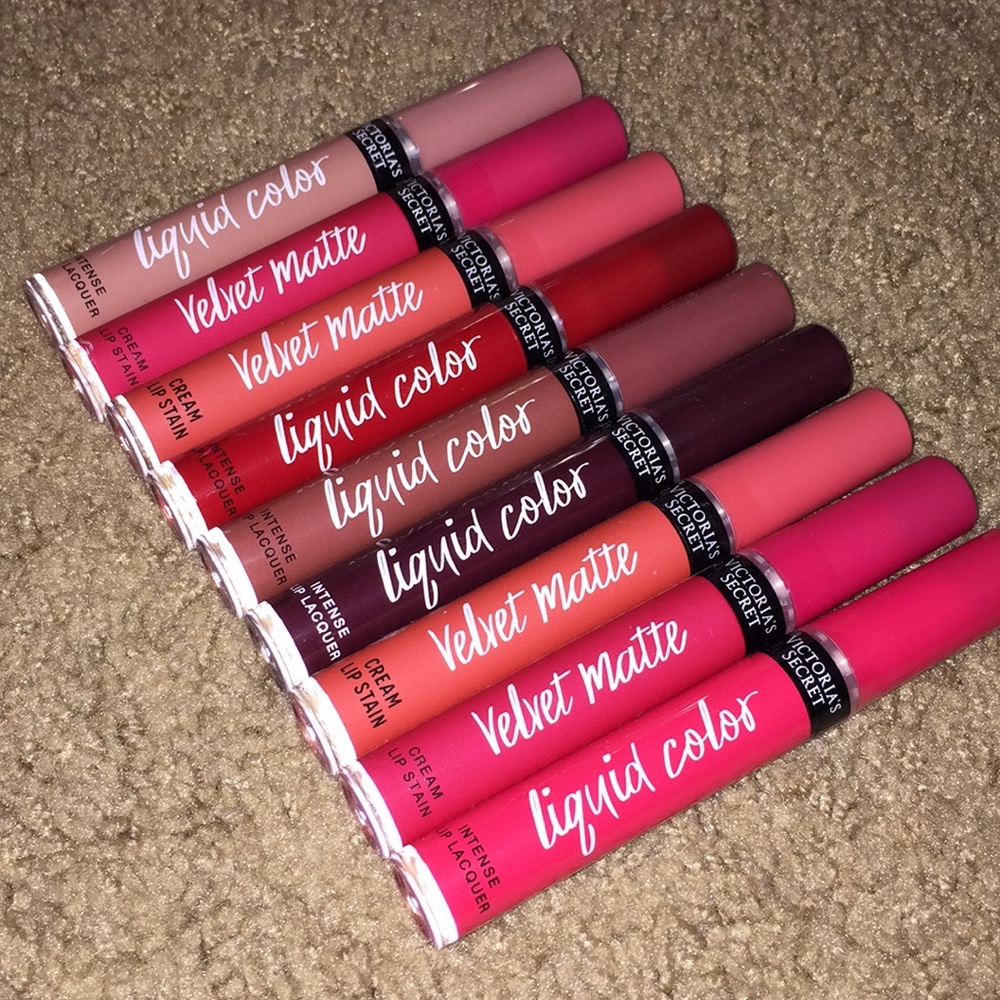 Victoria's Secret 3/$20 velvet matte/liquid color